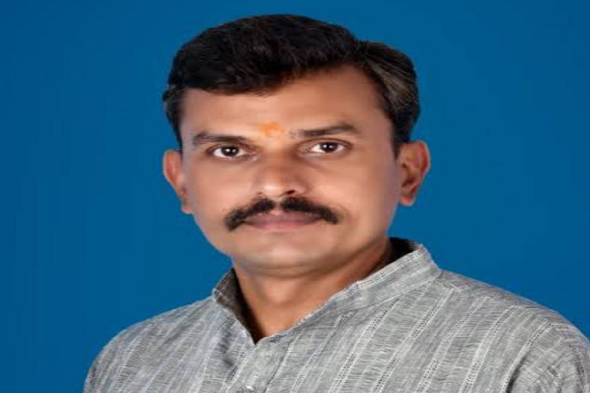 Political news: भाजपा पार्षद मधुसूदन बोले- निगम सरकार ने अमृत मिशन के 106 करोड़ की राशि का किया दुरुपयोग