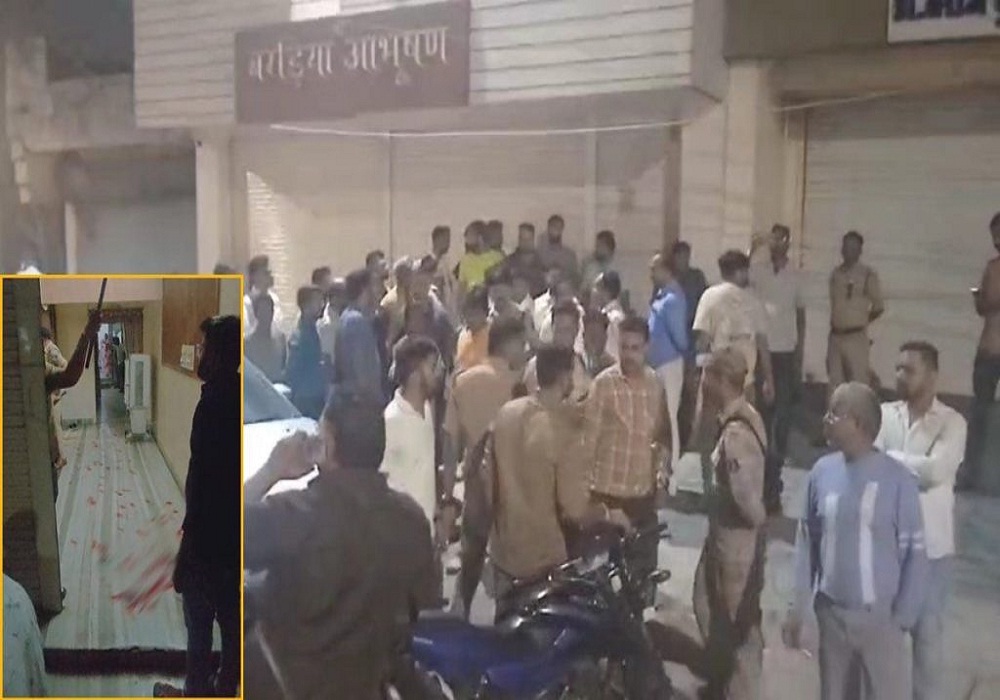 ज्वेलरी शॉप में घुसकर बदमाशों ने पिता-बेटी को मारी गोली, फायरिंग की आवाज सुनकर पहुंचे लोग, फिर… मंजर देख फटी रह गई आंखे
