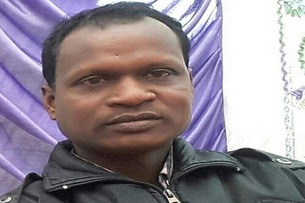 Teacher died due to lightning