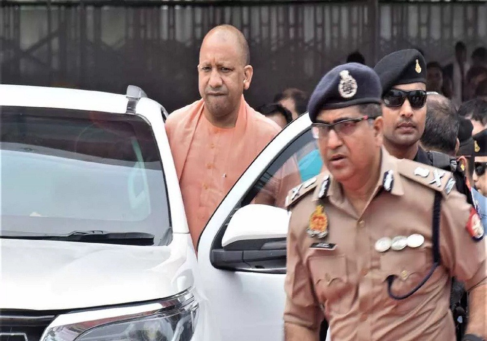 UP CM Yogi's helicopter landed on the wrong helipad