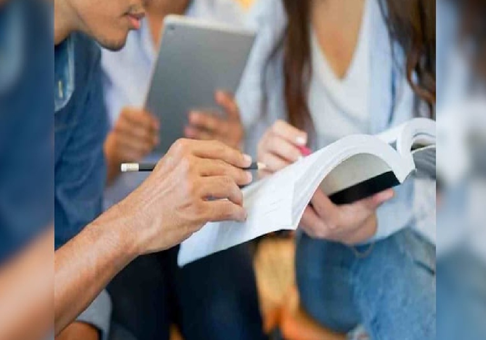 NEET UG Exam 2025: नीट यूजी परीक्षा आज, कैंडिडेट्स ड्रेस कोड से लेकर डॉक्यूमेंट्स तक जानें जरूरी गाइडलाइंस…