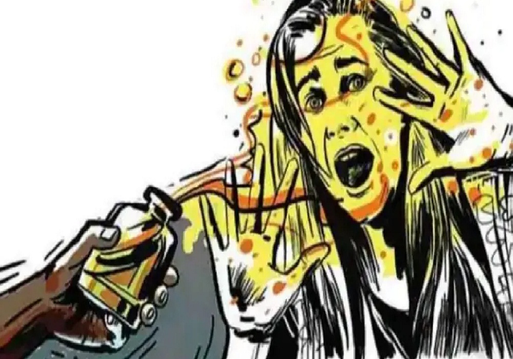 Husband threw acid on his wife