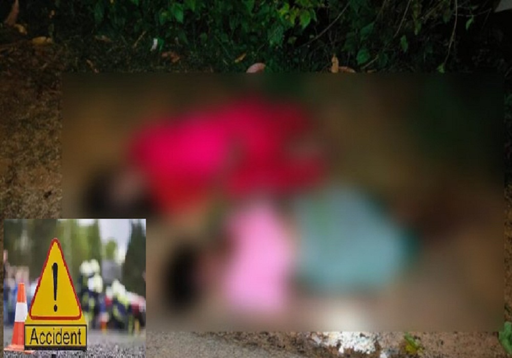 Huge Road Accident: 25 लोगों से भरी पिकअप पलटी…. मौके पर ही महिला समेत 3 लोगों की मौत, सड़क पर बिखरी लाशें और खूनी ही खून