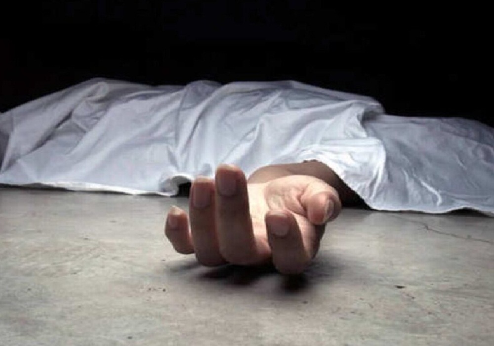 घर के दूसरी मंजिल से गिरकर महिला की मौत, मायके पक्ष ने लगाया हत्या का आरोप