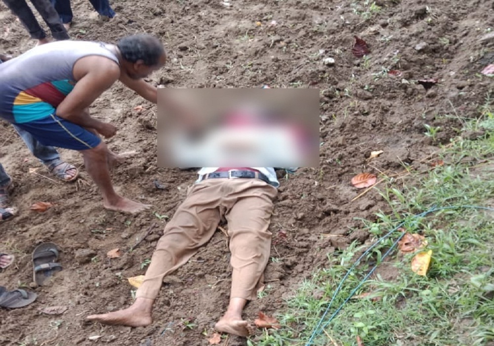 Contract worker died: करंट से ठेका कर्मी की मौत, शव के साथ विद्युत कार्यालय पहुंचे परिजन
