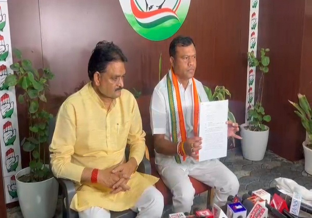PCC बैज ने मंत्री केदार कश्यप समेत 3 नेताओं को भेजा मानहानि नोटिस, बोले - 15 दिनों के भीतर सार्वजनिक रूप से माफी मांगे नहीं तो…