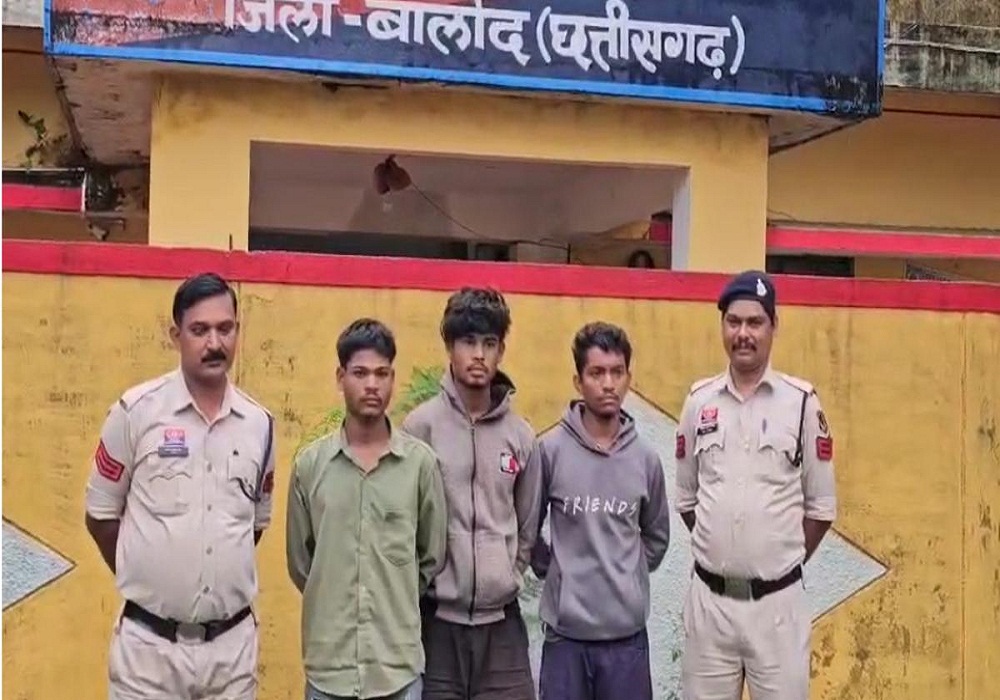 Murder Case: 3 दोस्तों ने मिलकर अपने ही दोस्त की कर दी निर्मम हत्या, पत्थर से कुचला सिर, फिर… जानकर आपके भी उड़ जाएंगे होश