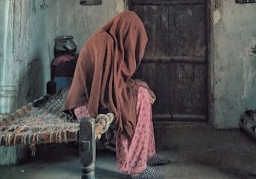 Rape Case: बेटे ने 70 साल की बुजुर्ग से किया रेप, 5 दिन तक मिटाया हवस फिर… पीड़िता की पूरी आपबीती जान खून खौल जाएगा