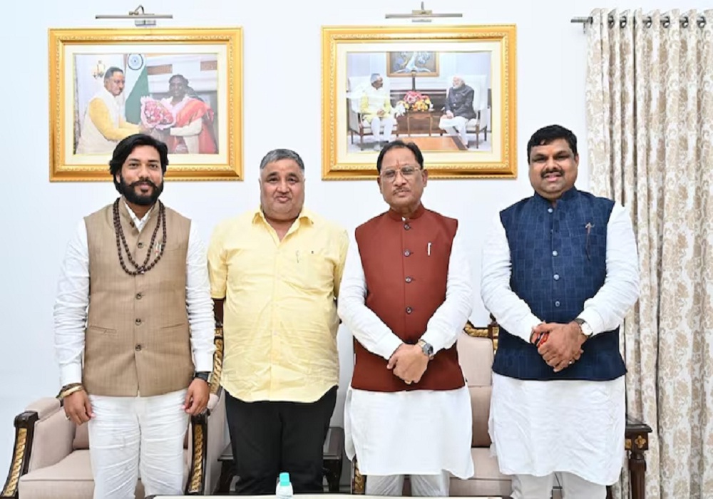 CG Cabinet Minister: मंत्रियों के बीच विभागों का बंटवारा, CM ने अपने पास रखे 10 अहम मंत्रालय, देखें किसे क्या जिम्मेदारी मिली?