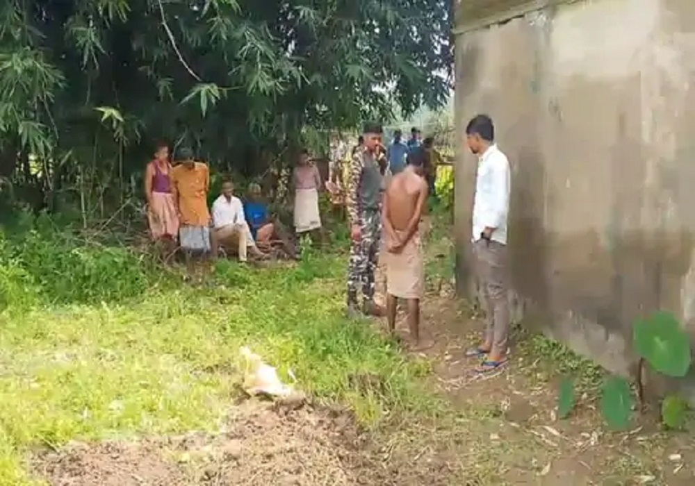चाचा को कटारी से काटकर दफन कर दिया हूं, मुझे जेल भेज दो… सुनकर लोगों के उड़े होश, जानें पूरा मामला