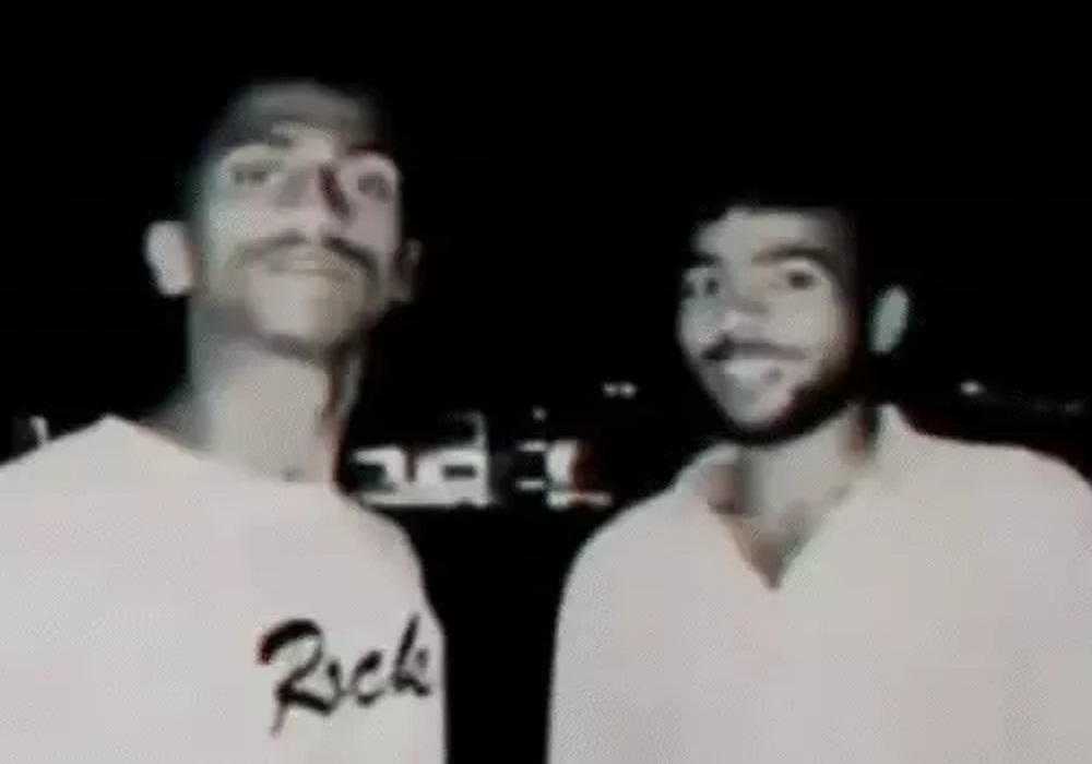 मारेंगे चाकू, निकलेगा खून… युवकों ने Reel बनाकर सोशल मीडिया में किया पोस्ट, जेल पहुंचते ही रो पड़ा, बोला- “साहब छोड़ दो”