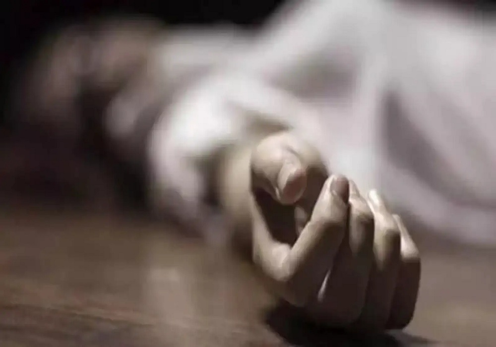 Crime News: The bodies of 2 villagers were found in the forest