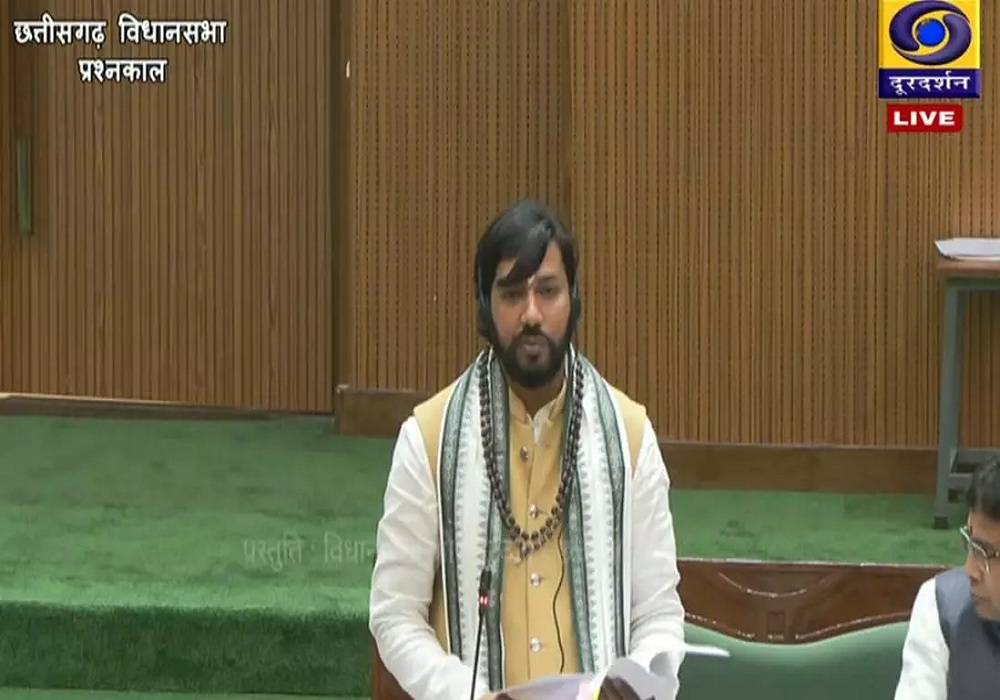 CG Job Alert: मंत्री खुशवंत साहेब का बड़ा ऐलान, एक साथ 14 हजार से ज्यादा युवाओं को मिलेगी जॉब… सदन में हुआ हंगामा