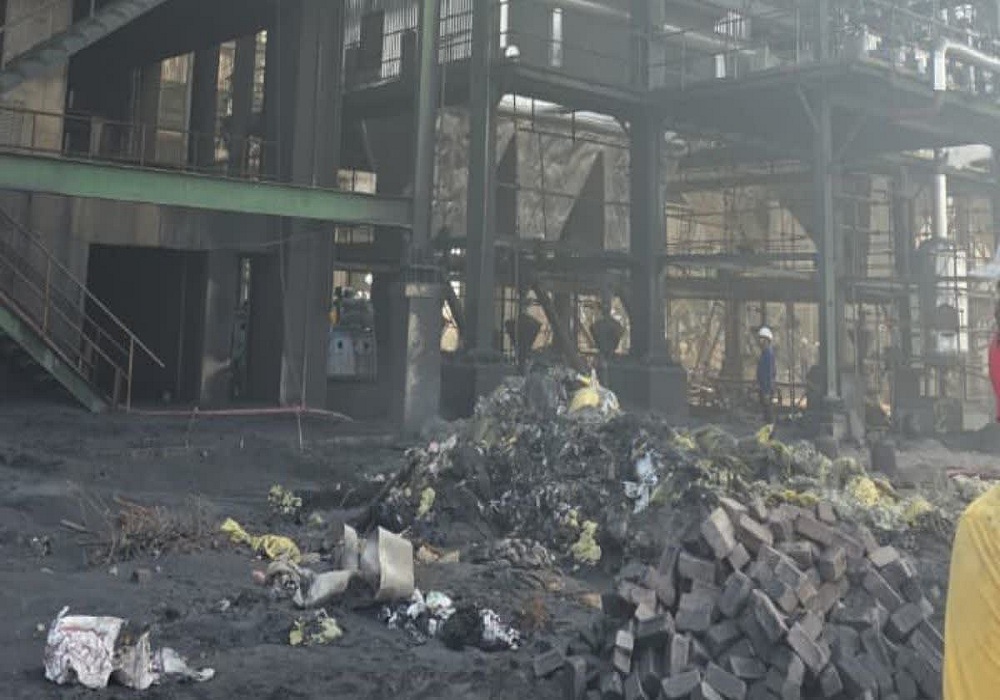 Real Steel Plant Blast News: इस्पात संयंत्र में धमाका… 6 मजदूरों की मौके पर ही मौत, 5 घायलों की हालत गंभीर, मची अफरा-तफरी