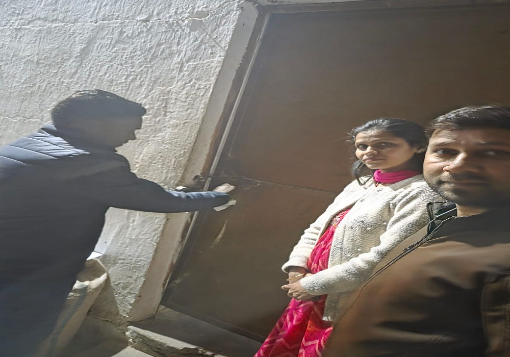 प्रशासन की बड़ी कार्रवाई, 2600 क्विंटल धान की कमी पर जय जगदंबा राइस मिल सील, मचा हड़कंप